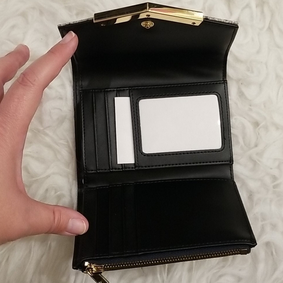 💕TED BAKER💕 Llucie Animal Print Quilted Wallet - Picture 6 of 10